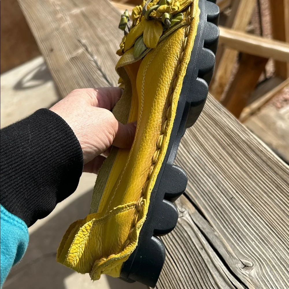 Socofy Women’s Leather Flex Slip On Floral Shoes size 8 - Yellow and Green - Picture 7 of 13